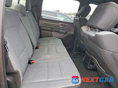Zdjęcie 10 z 12 samochodu: 2021 RAM TRUCKS 1500 BIG HORN/LONE STAR VIN:1C6SRFMTXMN546181 - miniatura