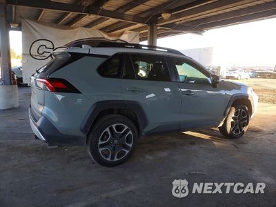 Trzecie zdjęcie samochodu z tyłu: 2019 TOYOTA RAV4 ADVENTURE VIN:2T3J1RFV3KW019794 - miniatura