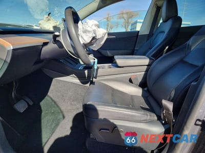 Zdjęcie 7 z 12 samochodu: 2023 TESLA MODEL Y VIN:7SAYGDEE6PA120651 - miniatura
