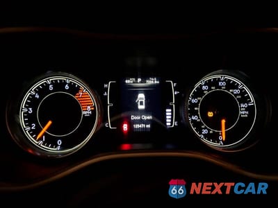 Zdjęcie 9 z 13 samochodu: 2017 JEEP CHEROKEE LATITUDE VIN:1C4PJMCS4HW509047 - miniatura