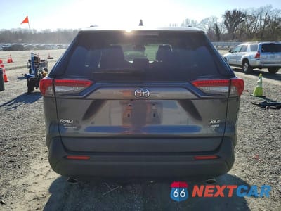 Zdjęcie 6 z 12 samochodu: 2020 TOYOTA RAV4 XLE VIN:JTMP1RFV8LD054372 - miniatura