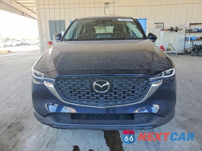 Piąte zdjęcie samochodu w środku: 2025 MAZDA CX-5 VIN:JM3KFBAL0S0637590 - miniatura