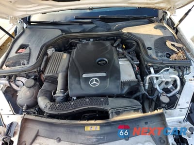 Zdjęcie 11 z 13 samochodu: 2017 MERCEDES-BENZ E 300 4MATIC VIN:WDDZF4KBXHA105653 - miniatura