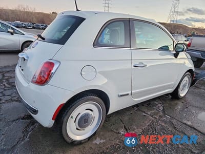 Trzecie zdjęcie samochodu z tyłu: 2015 FIAT 500 LOUNGE VIN:3C3CFFCR3FT575489 - miniatura