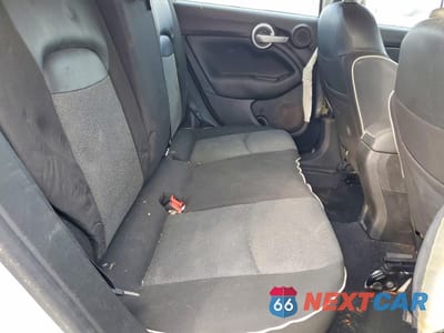 Zdjęcie 10 z 13 samochodu: 2017 FIAT 500X POP VIN:ZFBCFXAB7HP611024 - miniatura