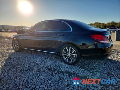 Drugie zdjęcie samochodu z przodu: 2016 MERCEDES-BENZ C 300 VIN:55SWF4JB7GU101823 - miniatura