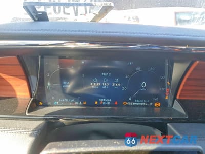 Zdjęcie 9 z 14 samochodu: 2024 LINCOLN NAVIGATOR RESERVE VIN:5LMJJ2LG4REL24342 - miniatura