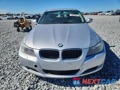 Piąte zdjęcie samochodu w środku: 2011 BMW 328 XI VIN:WBAPK7C51BF195886 - miniatura