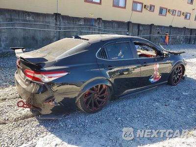 Trzecie zdjęcie samochodu z tyłu: 2019 TOYOTA CAMRY SE VIN:4T1B11HK3KU741946 - miniatura