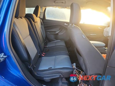 Zdjęcie 11 z 12 samochodu: 2018 FORD ESCAPE SE VIN:1FMCU0GD7JUB23696 - miniatura
