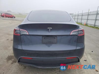 Zdjęcie 6 z 11 samochodu: 2024 TESLA MODEL Y VIN:7SAYGDED0RF121159 - miniatura