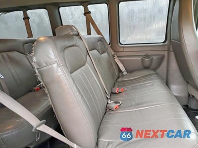 Zdjęcie 11 z 12 samochodu: 2013 GMC SAVANA G2500 LS VIN:1GJW7PFA2D1120518 - miniatura