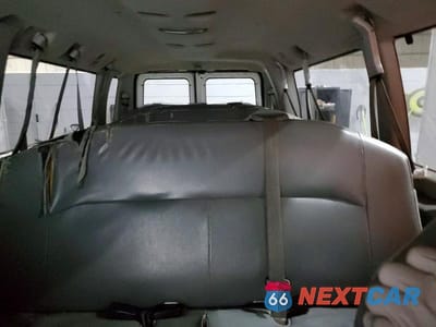 Zdjęcie 10 z 14 samochodu: 2010 FORD ECONOLINE E350 SUPER DUTY WAGON VIN:1FBSS3BL1ADA53915 - miniatura