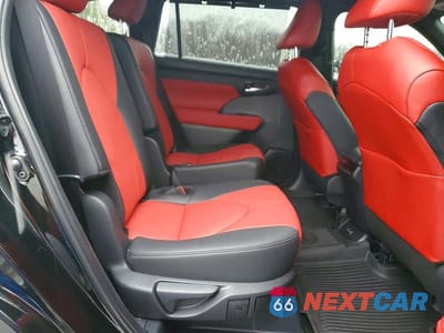 Zdjęcie 11 z 14 samochodu: 2024 TOYOTA HIGHLANDER XSE VIN:5TDKDRBH8RS574361 - miniatura