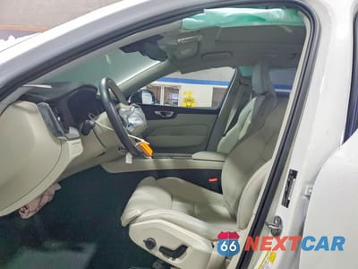 Zdjęcie 7 z 12 samochodu: 2024 VOLVO XC60 ULTIMATE VIN:YV4L12RM7R1873485 - miniatura