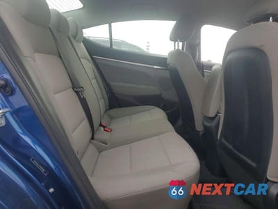 Zdjęcie 10 z 12 samochodu: 2019 HYUNDAI ELANTRA SE VIN:5NPD74LF5KH491062 - miniatura