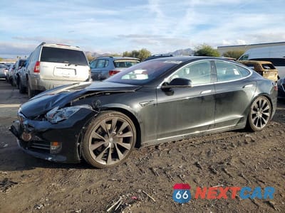 2018 TESLA MODEL S 5YJSA1E27JF258721 - główne zdjęcie licytacji z USA - miniatura