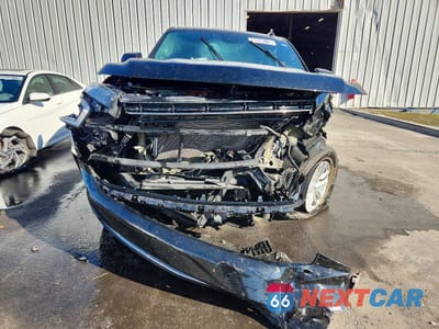 Piąte zdjęcie samochodu w środku: 2024 CHEVROLET SUBURBAN K1500 LT VIN:1GNSKCKD8RR244189 - miniatura