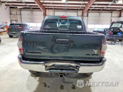 Zdjęcie 6 z 12 samochodu: 2011 TOYOTA TACOMA DOUBLE CAB VIN:3TMLU4EN9BM075969 - miniatura