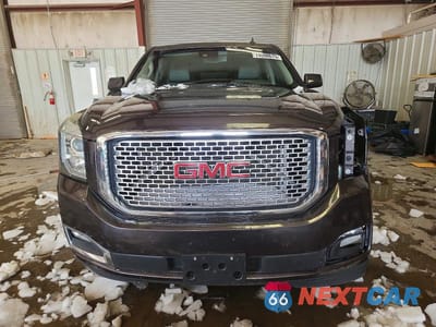 Piąte zdjęcie samochodu w środku: 2015 GMC YUKON XL DENALI VIN:1GKS1JKJ2FR287447 - miniatura