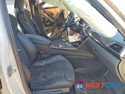 Zdjęcie 7 z 13 samochodu: 2018 BMW M3 VIN:WBS8M9C54J5L71694 - miniatura