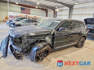 2025 VOLVO XC90 PLUS YV4062PB9S1389779 - główne zdjęcie licytacji z USA - miniatura
