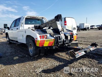 Trzecie zdjęcie samochodu z tyłu: 2021 CHEVROLET SILVERADO C3500 VIN:1GB4WREY3MF285352 - miniatura