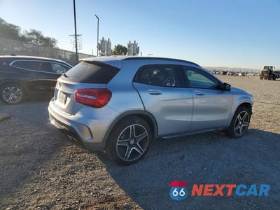 Trzecie zdjęcie samochodu z tyłu: 2017 MERCEDES-BENZ GLA 250 VIN:WDCTG4EBXHJ344753 - miniatura
