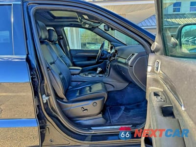 Piąte zdjęcie samochodu w środku: 2019 JEEP GRAND CHEROKEE LIMITED VIN:1C4RJFBG1KC542016 - miniatura
