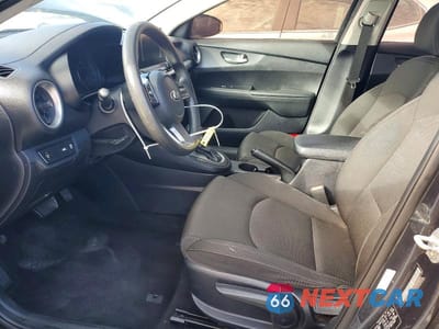 Zdjęcie 7 z 11 samochodu: 2019 KIA FORTE VIN:3KPF24AD3KE081132 - miniatura