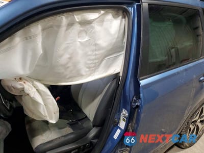 Zdjęcie 10 z 13 samochodu: 2023 SUBARU FORESTER PREMIUM VIN:JF2SKAEC5PH462448 - miniatura