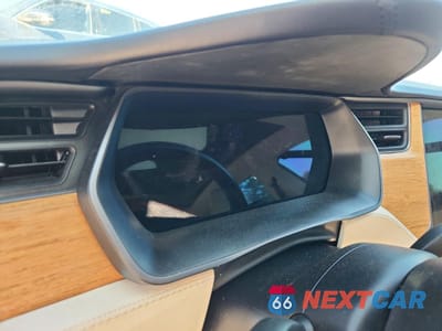 Zdjęcie 9 z 13 samochodu: 2018 TESLA MODEL S VIN:5YJSA1E28JF262437 - miniatura