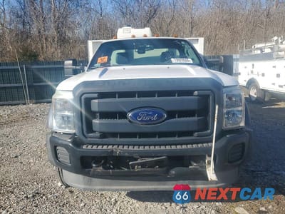 Piąte zdjęcie samochodu w środku: 2015 FORD F450 SUPER DUTY VIN:1FDUF4GY2FEC93345 - miniatura