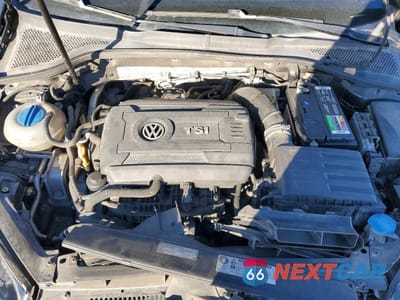 Zdjęcie 11 z 12 samochodu: 2015 VOLKSWAGEN GTI VIN:3VW4T7AU9FM038512 - miniatura