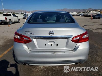 Zdjęcie 6 z 11 samochodu: 2016 NISSAN ALTIMA 2.5 S VIN:1N4AL3AP8GN329329 - miniatura
