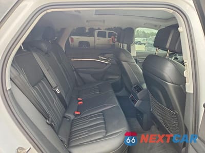 Zdjęcie 10 z 11 samochodu: 2024 AUDI Q8 E-TRON PRESTIGE VIN:WA16ABGE8RB008525 - miniatura