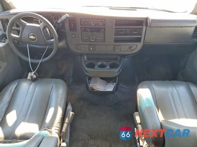 Zdjęcie 8 z 14 samochodu: 2019 CHEVROLET EXPRESS G3500 LS VIN:1GAZGNFP5K1311577 - miniatura