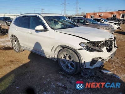 Czwarte zdjęcie samochodu z boku: 2021 BMW X3 XDRIVE30I VIN:5UXTY5C01M9F11072 - miniatura