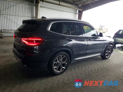 Trzecie zdjęcie samochodu z tyłu: 2021 BMW X3 XDRIVE30E VIN:5UXTS1C0XM9D79116 - miniatura