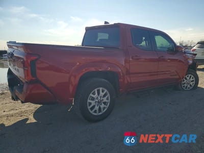 Trzecie zdjęcie samochodu z tyłu: 2025 TOYOTA TACOMA DOUBLE CAB VIN:3TYLB5JN0ST084632 - miniatura