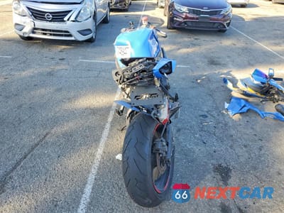 Czwarte zdjęcie samochodu z boku: 2019 SUZUKI GSX-R750 VIN:JS1GR7MAXK7100675 - miniatura