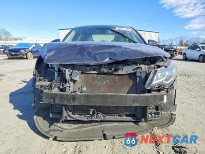 Piąte zdjęcie samochodu w środku: 2019 KIA OPTIMA LX VIN:5XXGT4L3XKG284662 - miniatura