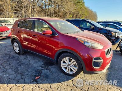 Czwarte zdjęcie samochodu z boku: 2017 KIA SPORTAGE LX VIN:KNDPM3AC7H7216203 - miniatura