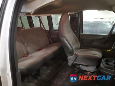 Zdjęcie 11 z 13 samochodu: 2013 CHEVROLET EXPRESS G3500 LS VIN:1GNZGZBG5D1124659 - miniatura
