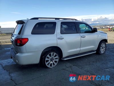 Trzecie zdjęcie samochodu z tyłu: 2011 TOYOTA SEQUOIA PLATINUM VIN:5TDDW5G17BS041415 - miniatura