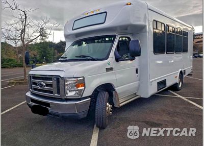 Drugie zdjęcie samochodu z przodu: 2015 FORD ECONOLINE E450 SUPER DUTY CUTAWAY VAN VIN:1FDFE4FS3FDA28027 - miniatura