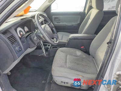 Zdjęcie 7 z 12 samochodu: 2011 DODGE DAKOTA SLT VIN:1D7RE3GK9BS662903 - miniatura