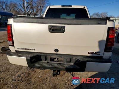 Zdjęcie 6 z 11 samochodu: 2013 GMC SIERRA K1500 DENALI VIN:3GTP2XE24DG109588 - miniatura