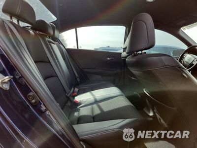 Zdjęcie 10 z 11 samochodu: 2016 HONDA ACCORD SPORT VIN:1HGCR2F58GA082163 - miniatura