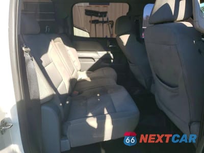 Zdjęcie 10 z 11 samochodu: 2018 CHEVROLET SILVERADO K1500 VIN:3GCUKNEC5JG191035 - miniatura